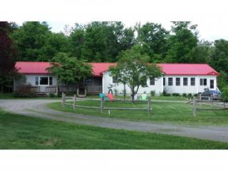 109 Joes Pond Rd, Morrisville, VT 05661-8208