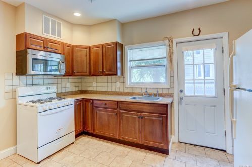 225 Fulton St, Westbury NY  11590-3028 exterior