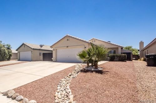 1578 Ash Ave, Bullhead City, AZ 86442-8078