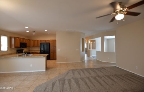 300 Love Rd, San Tan Valley AZ  85143-4805 exterior