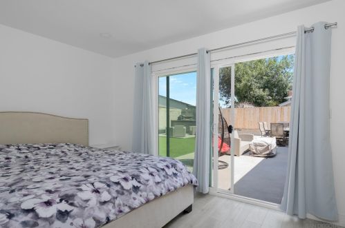 6342 Farley Dr, San Diego CA  92122-3025 exterior