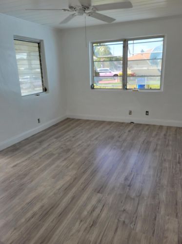 1380 32nd St, West Palm Beach FL  33404-3562 exterior