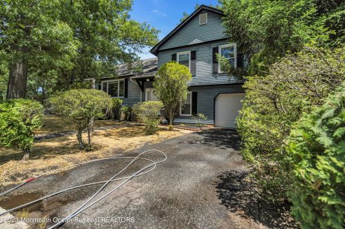 955 Hearthstone Dr, Lakewood NJ  08701-5513 exterior