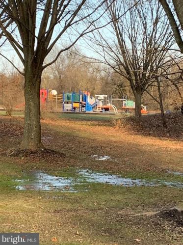 1615 Heebner Way, Lansdale PA 19446-4317 exterior