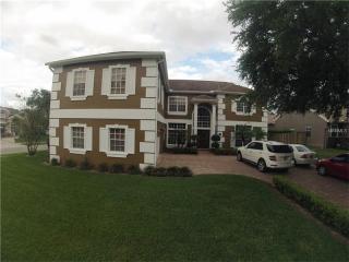 1301 New Town Ave, Orlando FL  32835-8025 exterior