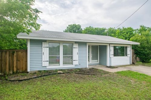 1021 Baldwin St, Denton, TX 76205-7905