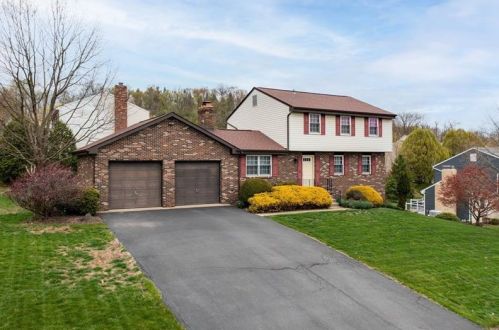 3049 Seminole Ct, Gibsonia, PA 15044-8281