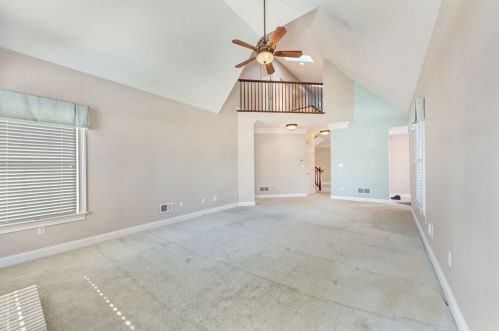 110 Evergreen Dr, Canonsburg, PA 15317-2414