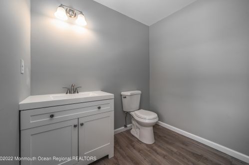 520 Wynnewood Rd, Lacey NJ  08731-1531 exterior