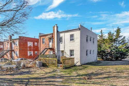 3136 Stanton Rd, Washington, DC 20020-2934