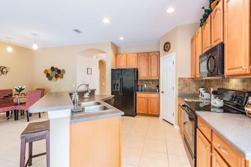 11445 Bathgate Ct, New Port Richey FL  34654-4588 exterior