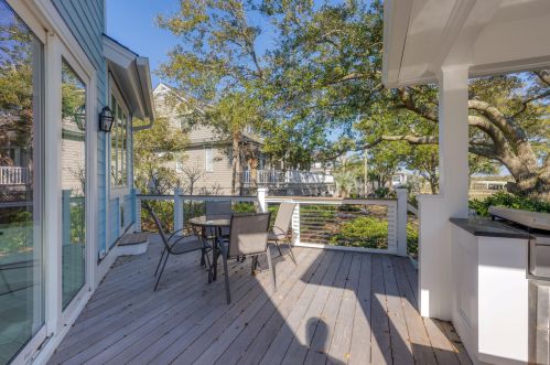 55 Waterway Island Dr, Isle Of Palms SC  29451-2728 exterior