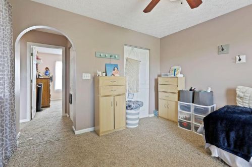 438 Wagon Ave, Pataskala OH  43062-8060 exterior