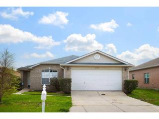 2270 Village Green St, Harvey, LA 70058-7019