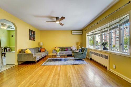 656 Avenue A, Bayonne NJ  07002-1801 exterior