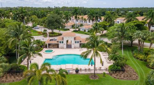 15509 Monterosso Ln, Naples FL 34110-2711 exterior