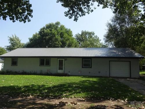 811 Marshall St, Toolesboro, IA 52653-1016