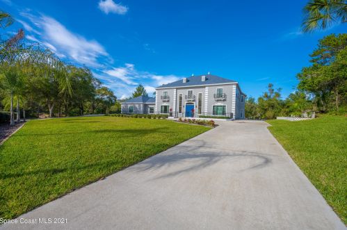 3710 Hidden Hills Dr, Titusville, FL 32796-2961