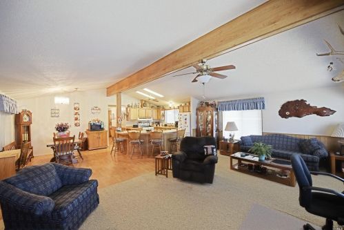 8028 Cliffrose St, Windsor CA  95492-9539 exterior