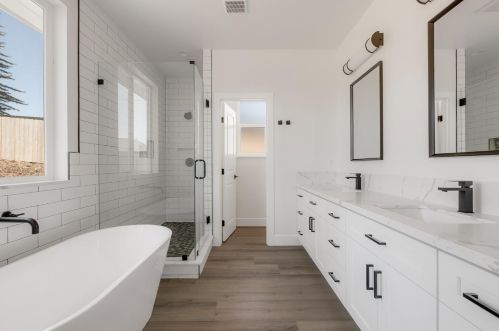 6081 Maxwood Dr, Paradise CA  95969-4348 exterior