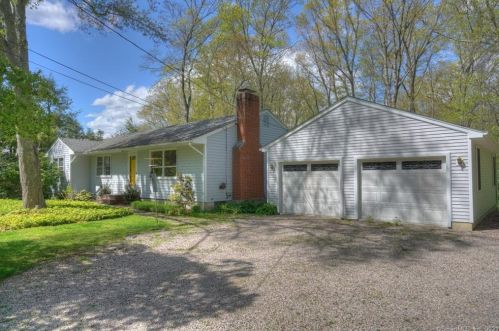 64 Deans Mill Rd, Stonington, CT 06378-2100