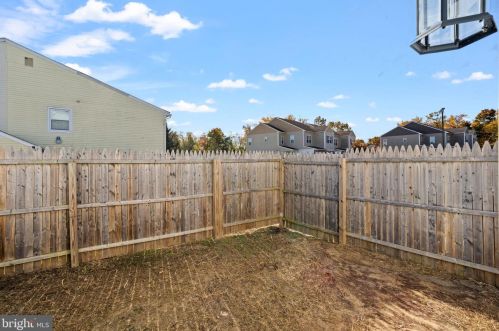 14 Lerner Ct, Erial NJ  08081-1925 exterior