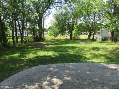 413 Martin Dr, New Castle, DE 19720-2759