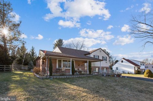 1605 Mulberry Rd, Flourtown, PA 19031-2220