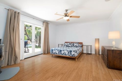 3315 Laurel Canyon Blvd, North Hollywood CA  91604-4133 exterior