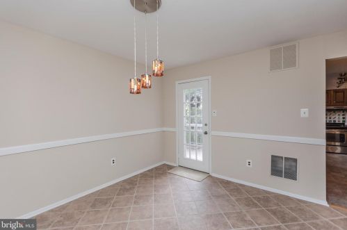 1151 Harbour Dr, Palmyra NJ 08065-2216 exterior