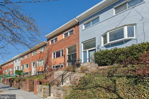 1346 W St, Washington, DC 20018-3503