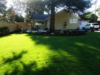 2617 Benson Ln, Eugene, OR 97408-4785