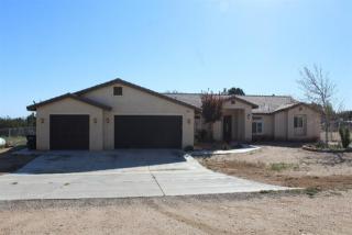 9385 Hollywood Ct, Phelan, CA 92371-4771