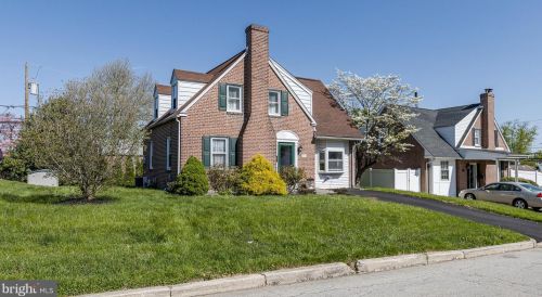 2325 Gilinger Rd, Miquon, PA 19444-2227
