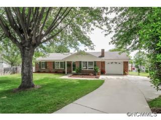 103 Scottlynn Ct, Asheville, NC 28806-2163