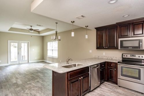 8488 Crissy Ln, Pensacola, FL 32514-1942