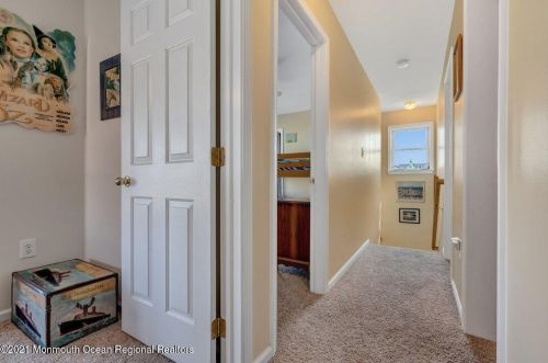 271 Kearney Ave, Pelican Island NJ  08751-1822 exterior