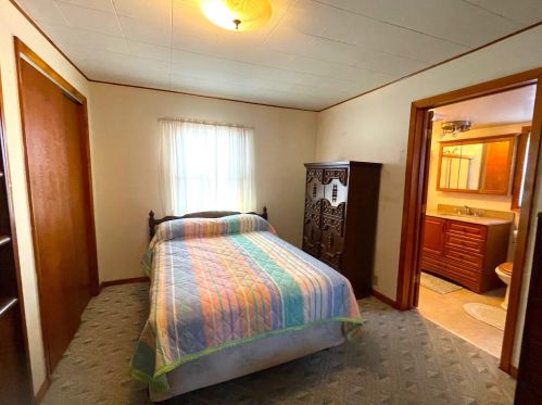 330 Pike St, Covington KY 41011-2127 exterior