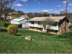531 Rogers Ave, Kingsport, TN 37660-1534