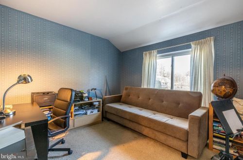 215 Grn Blade Dr, Dover DE  19904-2643 exterior