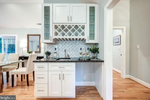 817 Bryn Mawr Ave, Newtown Square PA  19073-4333 exterior