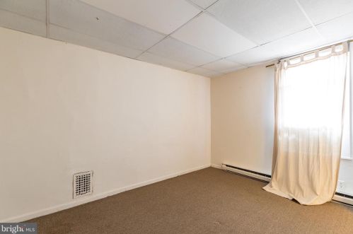 7648 Ardleigh St, Philadelphia PA 19118-3415 exterior