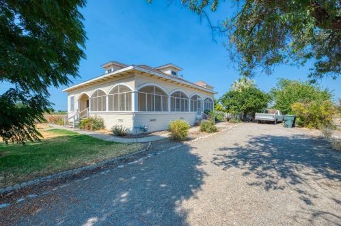 27642 Fig Ln, Newman CA  95360-1145 exterior