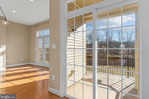 22476 Dinah Pl, Leesburg VA 20175-4808 exterior