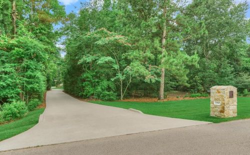 11947 White Oak Pass, Conroe, TX 77385-2712