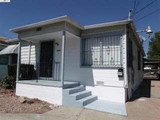 9646 C St, Oakland, CA 94603-2425