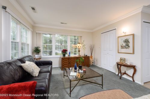 74 Privet Pl, Tinton Falls NJ  07701-6713 exterior