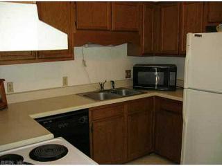405 Bishop St, Chesapeake VA  23323-4049 exterior