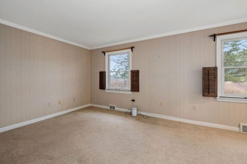 2387 Fairhill Rd, Sewickley PA  15143-9004 exterior