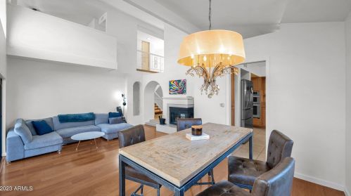 10863 11th St, Phoenix AZ  85020-5836 exterior